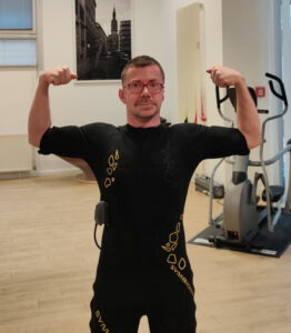 starke Arme mit EMS-Training
